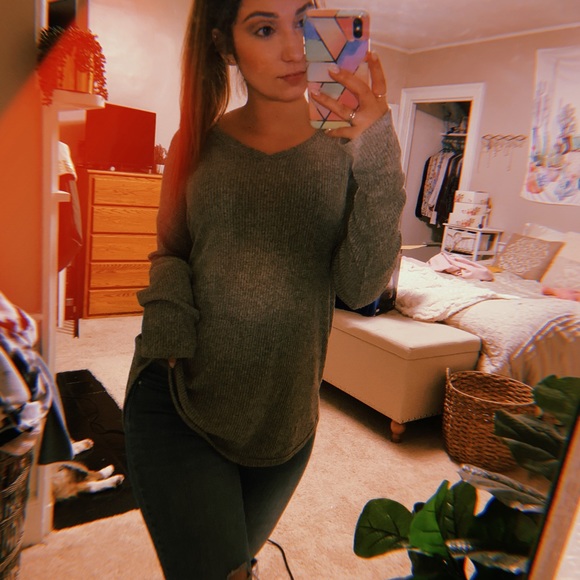 Gray Vneck lightweight sweater - Picture 2 of 6